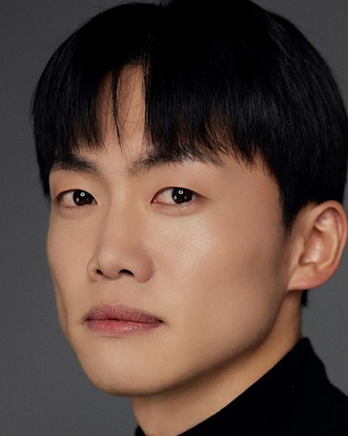 Park Gang-To promotional portrait