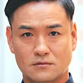 Hideyuki Kasahara as Tsuyoshi Kashima