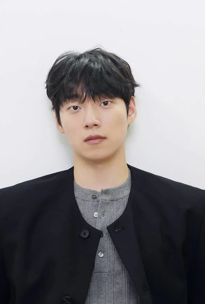 Yoon Jae-Chan portrait photograph from 1999
