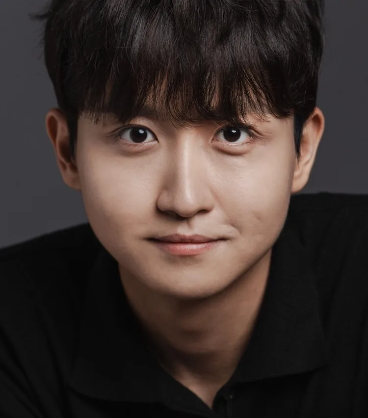 Profile photograph of South Korean actor Oh Sang-Yong