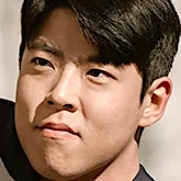 Choi Woo-Sung as Jo Gyeong-Hwan