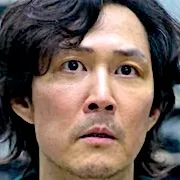 Lee Jung-jae as Seong Gi-hun
