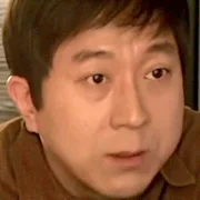 Lim Ho-Jun as Soo-Yeong