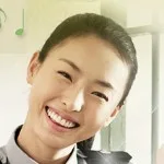 Lee Da-hee as Kong Na-yeong