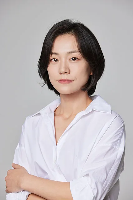 Portrait of South Korean actress Lee Hwa-Jung