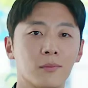 Shin Hyun-Soo as Young-Sik