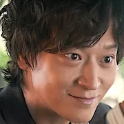 Gang Dong-Won as Dr. Cheon