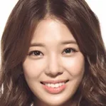 Lim Se-mi as Baek Ma-ri