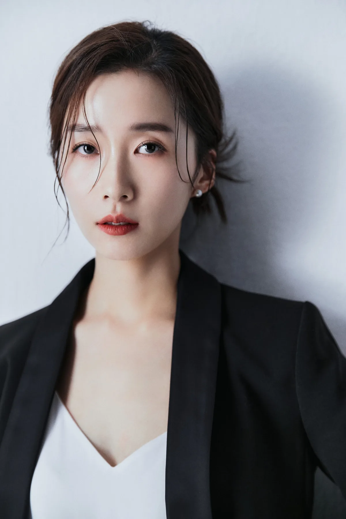 Portrait of South Korean actress Lee Jung-Hwa