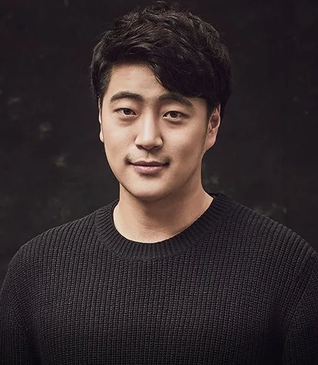 Jung Ji-Hwan actor profile photograph