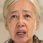 Na Ho-Sook cast portrait