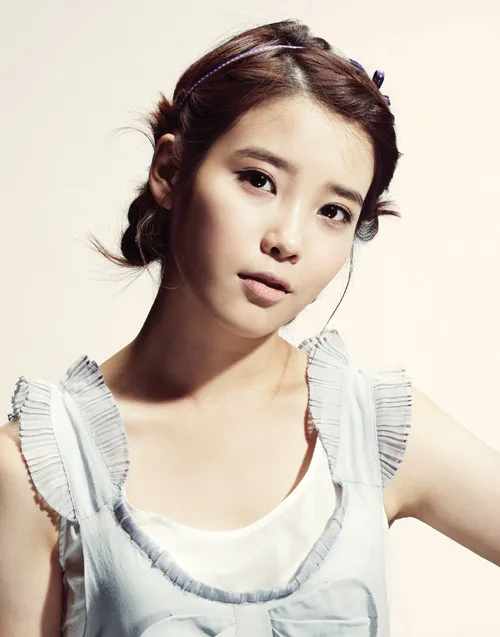 Promotional photograph of singer and actress IU