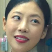 Seo Ye-Hwa as Oh Seong-Jeong