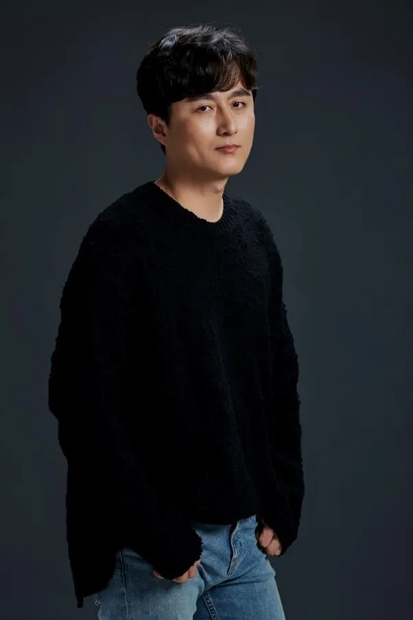 Jeon Suk-Chan profile photograph from 1981