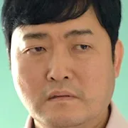 Lee Joon-Hyuk portrait