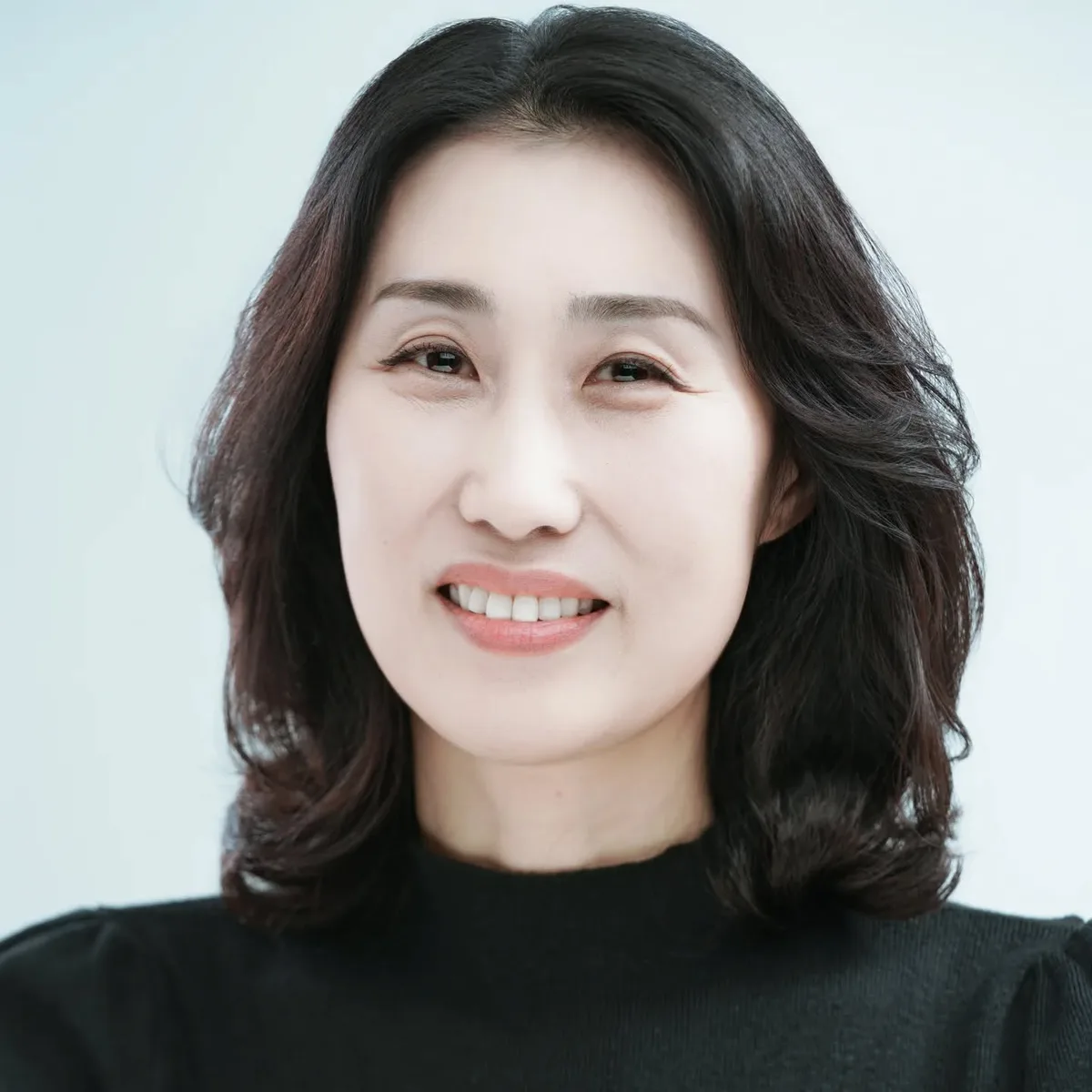 Portrait of Jang Hee-Ju