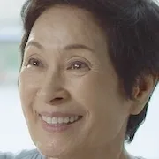 Kim Hye-Ja as Soon-Ae
