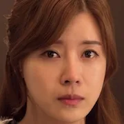 Yoo-Sun as Moon-Kyung