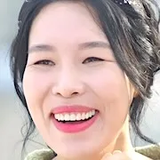 Actress Cha Chung-Hwa