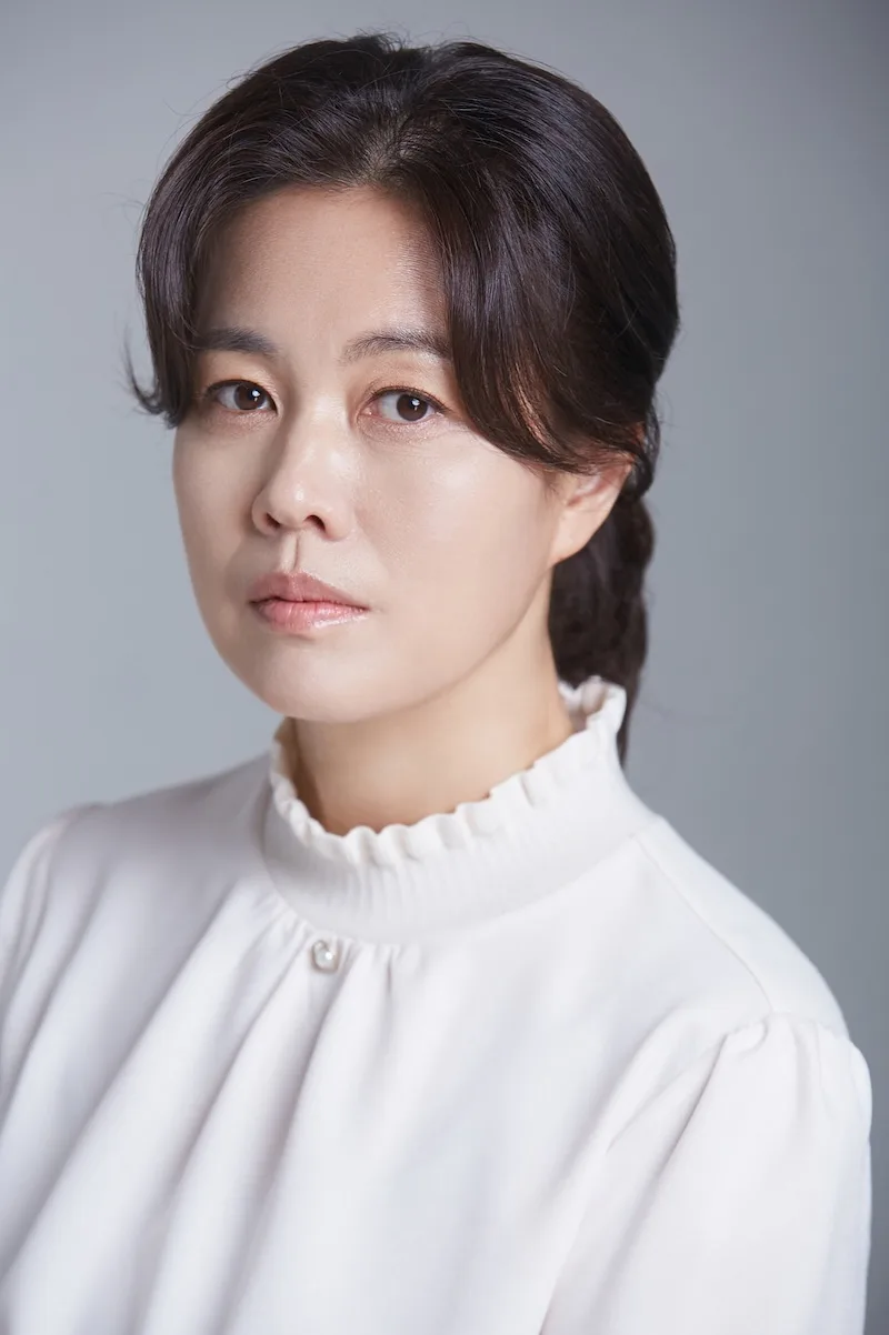 Portrait of South Korean actress Kim Jung-young