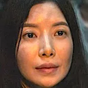 Yoon Se-Ah as Bong Sun-Hwa