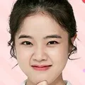 Kim Hyang-Gi as Jung Chong-Nam