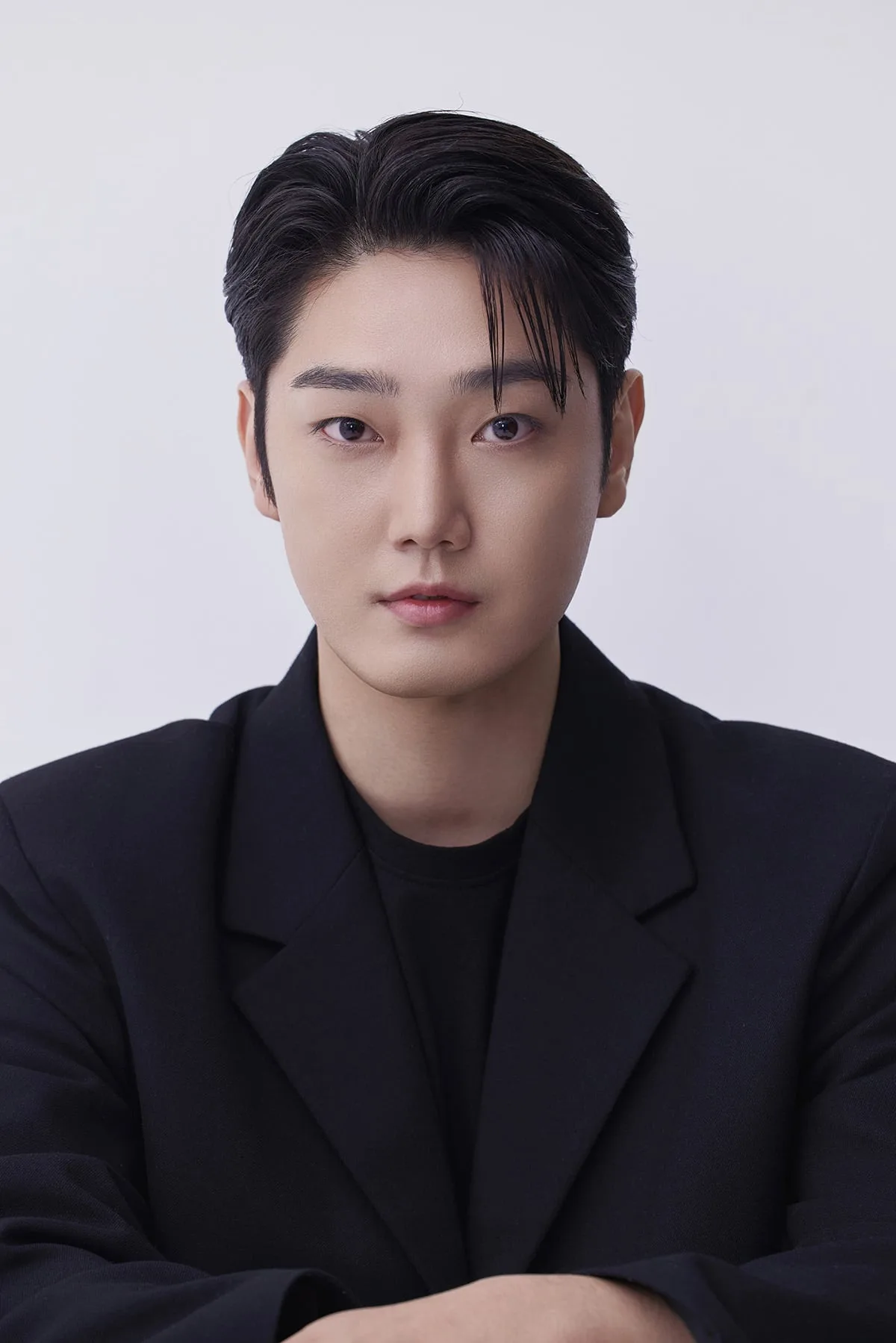Yoo Tae-Joo portrait photograph