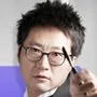 Park Shin-yang as Yoon Ji-hoon