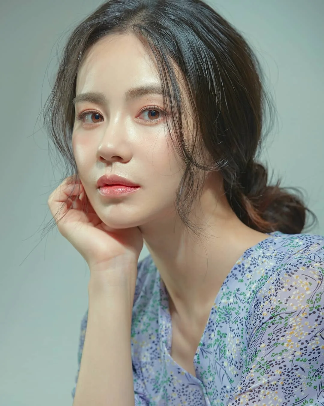 Bae Eun-Woo promotional portrait