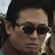 Kim Byung-ok as a hitman