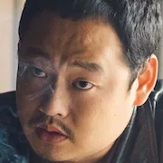 Actor Lee Yoo-Joon