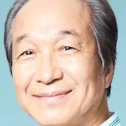 Actor Fumiyo Kohinata