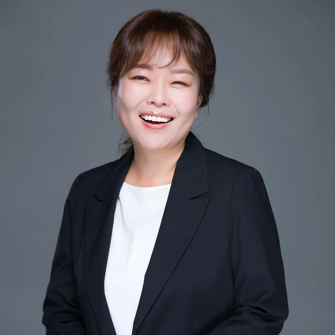 Park So-Yoon profile portrait
