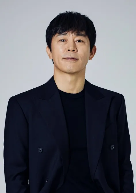 Portrait of actor Choi Duk-Moon
