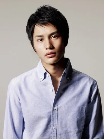 Portrait photograph of Japanese actor Aoi Nakamura