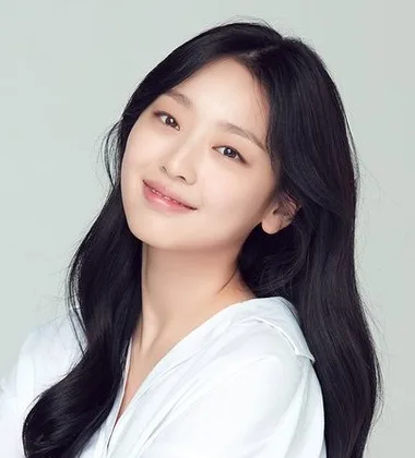 Portrait of South Korean actress Lee Soo-Min