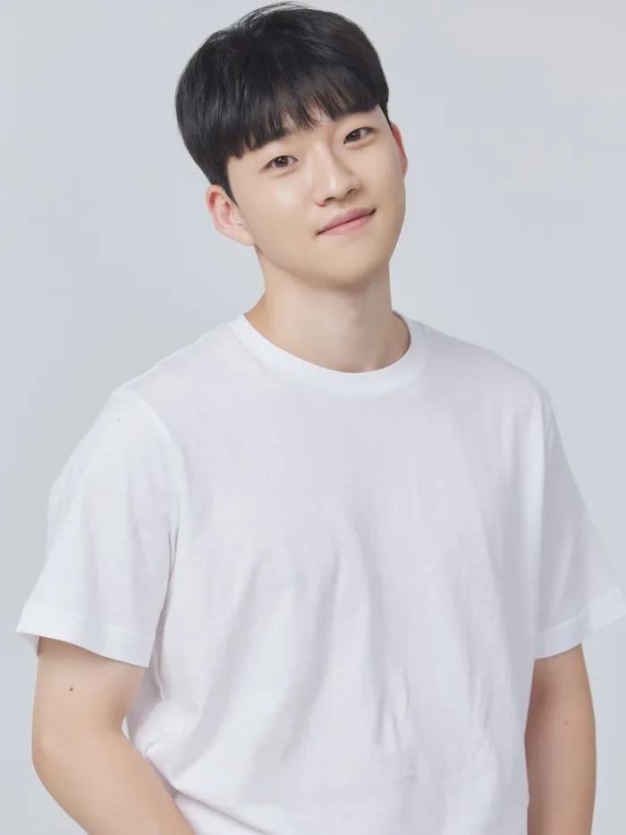Profile photograph of South Korean actor Bae Jae-Young