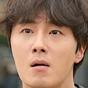 Jung Il-woo as Eun Seon-woo