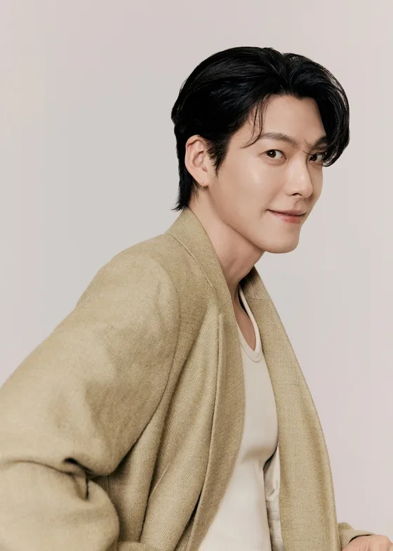 Promotional still for the South Korean drama series Gift