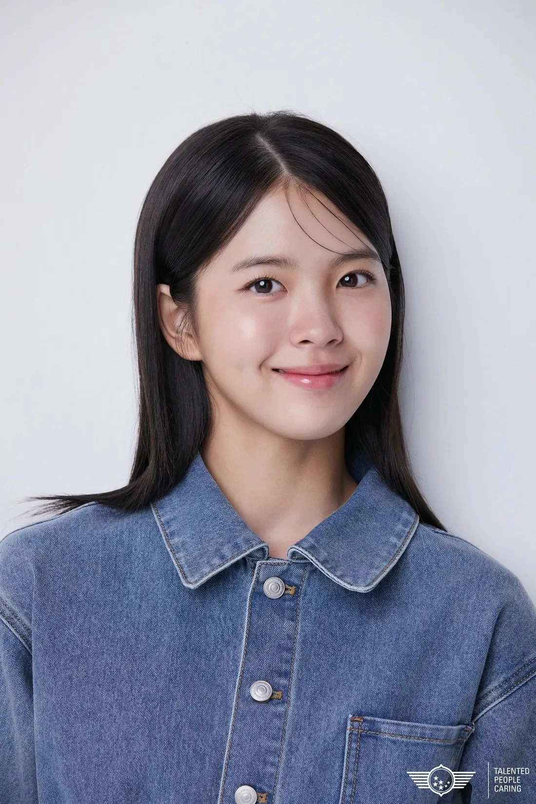 Choi Myung-Bin promotional portrait