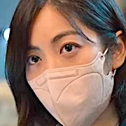 Actress Ban So-Young portraying an attorney.