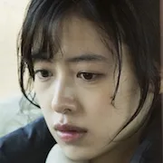 Actress Ji-Woo