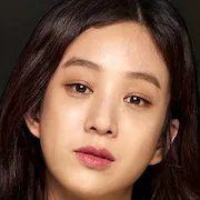 Jung Ryeo-Won as So-Eun