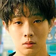Choi Woo-Sik as Lee Tang