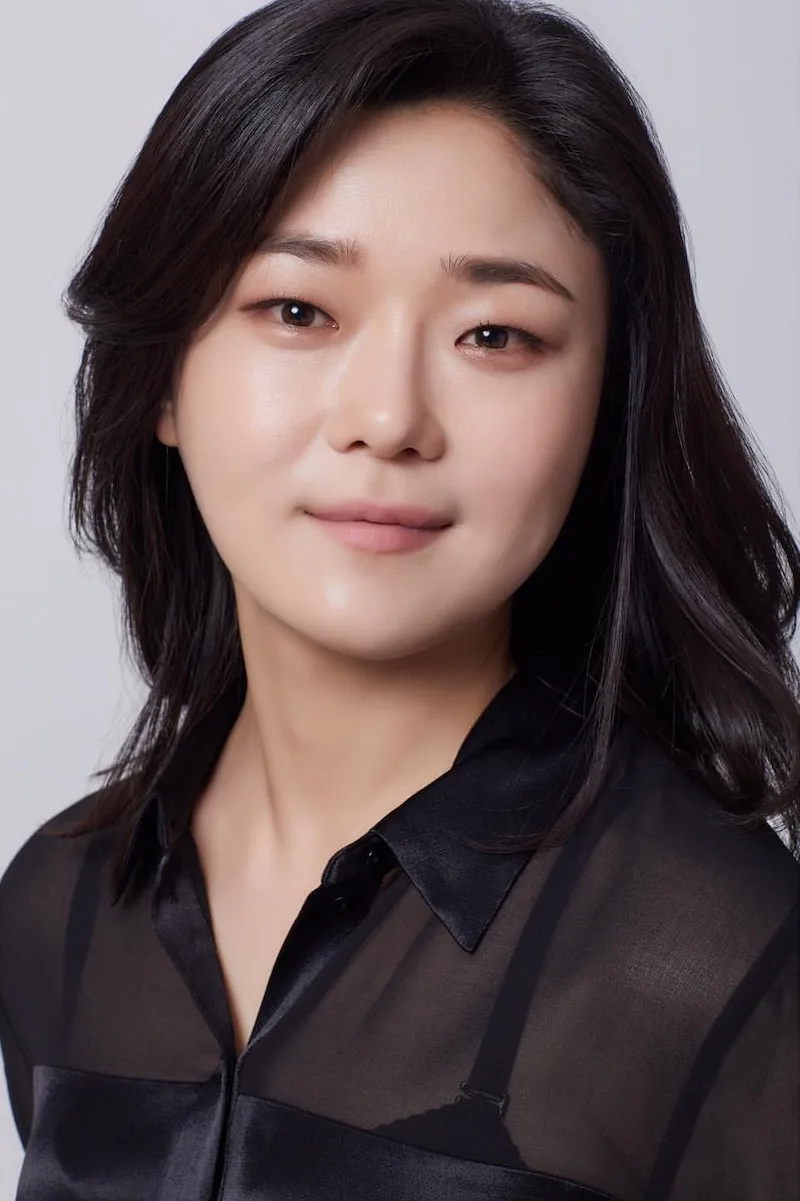 Lim Sung-Mi portrait photograph