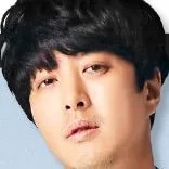 Actor Lee Dong-gun