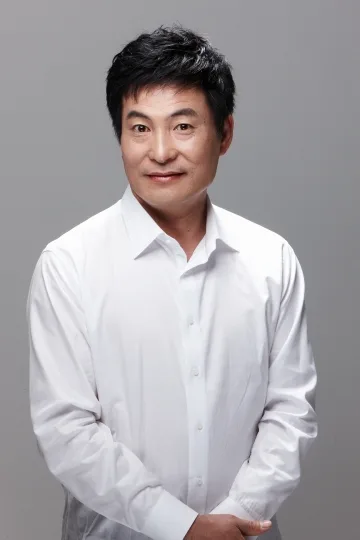 Portrait of South Korean actor Lee Han-wi
