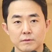 Yoon Jung-Wook