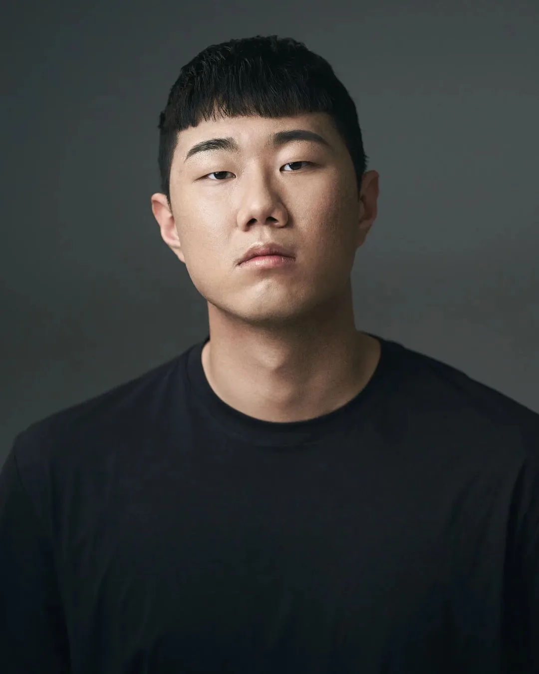 Portrait photograph of South Korean actor Park Gun-Ju