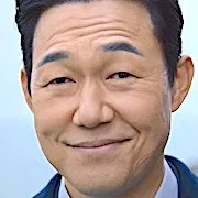 Actor Park Sung-Woong portraying Kim Myeong-Gil.